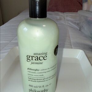 Philosophy Amazing Grace Jasmine Shower gel
16 oz.